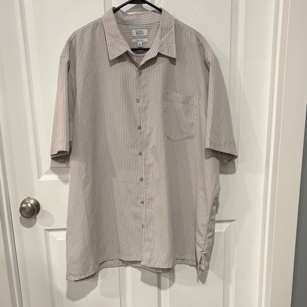 croft & barrow Beige and Light Gray Striped Short-Sleeve Button-Down Shirt